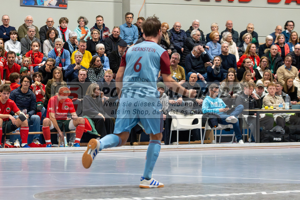 SFE_20260131_0107 | Mönchengladbach, Deutschland, 31.01.26: Hallenhockey 1. Bundesliga Herren Playoff zwischen Crefelder HTC - UHC Hamburg im GHTC Halle am 31.01.2026 in Mönchengladbach, Deutschland. (Foto von Stephan Fehrmann)Mönchengladbach, Germany, 31.01.26: Hallenhockey 1. Bundesliga Herren Playoff between Crefelder HTC - UHC Hamburg in GHTC Halle at 31.01.2026 in Mönchengladbach, Deutschland. (Foto from Stephan Fehrmann)