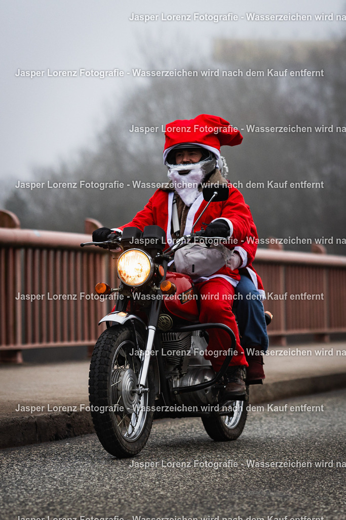 X-Mas Ride I Kiel I 2025 | Jasper Lorenz Fotografie - Realisiert mit Pictrs.com