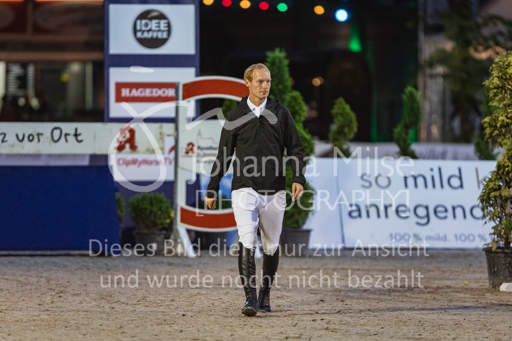 220909_OWLCh_GroßeTour-502 | Deine schönsten Turniermomente als professionelle Fotos! Entdecke hochwertige Pferdesport-Fotografie im Online-Shop. Jetzt Fotos finden & bestellen!