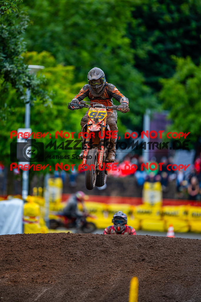 MaZZes_FotoMatrix_240818_6007705_6444 | S2