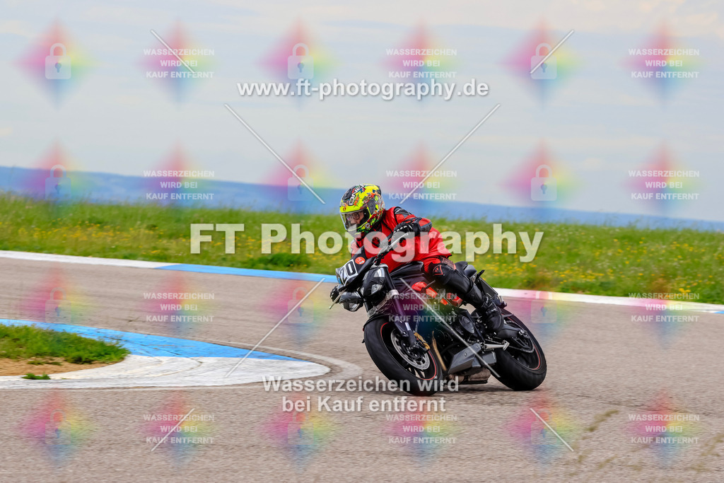 MotoTeam-3050 | Hier findet Ihr Bilder von Touristenfahrten auf der Nürburgring Nordschleife oder von anderen Veranstaltungen die ich besucht habe. Viel Spass beim Durch Schauen 