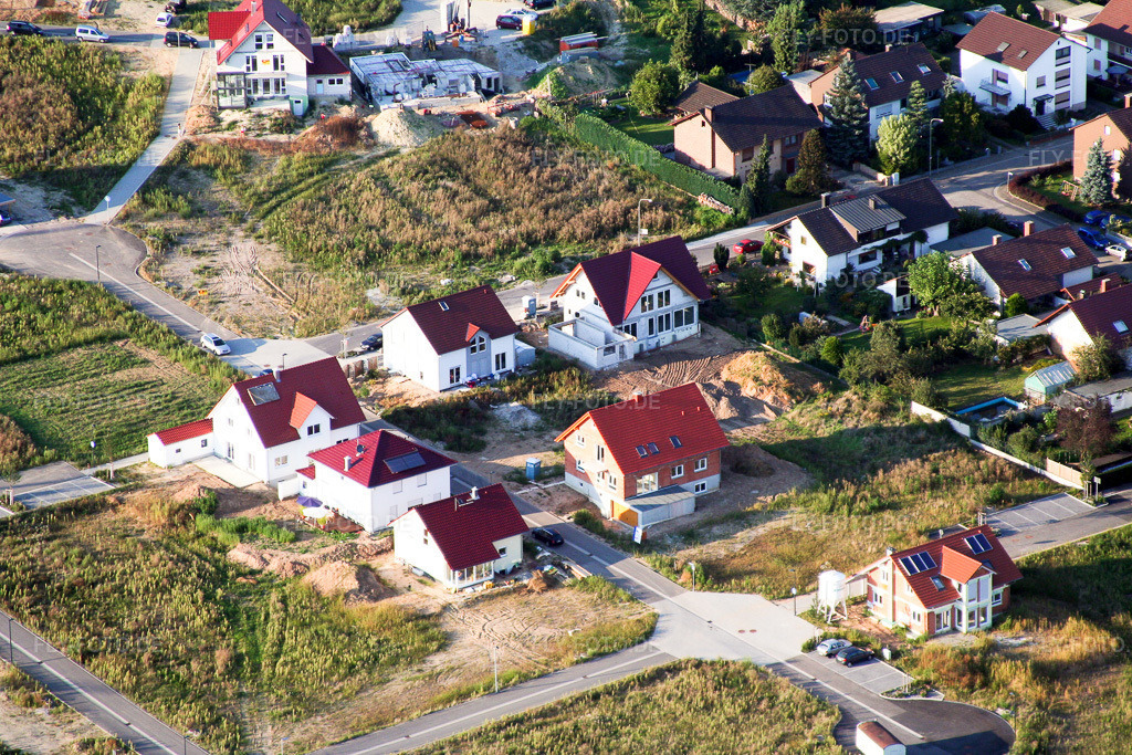 Luftbild: Neubaugebiet Am Höhenweg in Kandel im Bundesland Rheinland-Pfalz in Deutschland. Foto: IMG_7384.jpg vom 25.08.2007 durch Werner Riehm/FLY-FOTO.de
