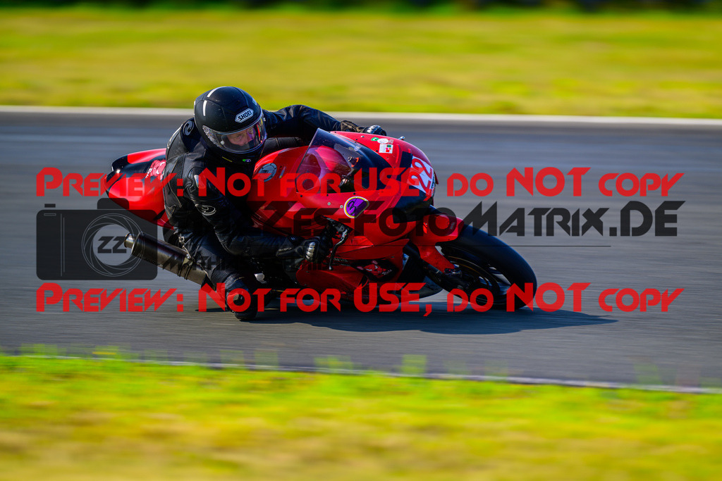 MaZZes_FotoMatrix_240725_6007705_7282 | ROT