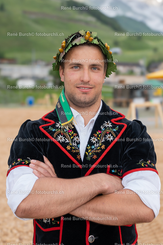 Ming Hannes | René Burch leidenschaftlicher Fotograf aus Kerns in Obwalden.  Hier finden sie Sport, Landschaft und Natur Fotografie.
 - Realisiert mit Pictrs.com