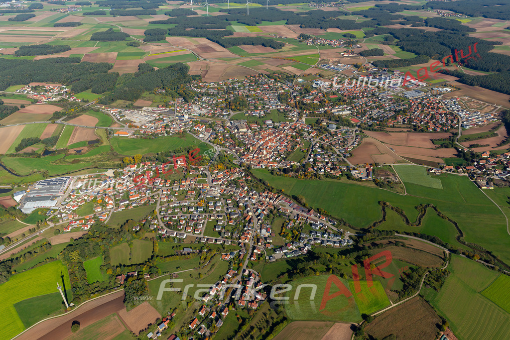 aktuelles Luftbild von  Windsbach - Luftaufnahme wurde 2019 von https://frankenair.de mittels Flugzeug (keine Drohne) erstellt.