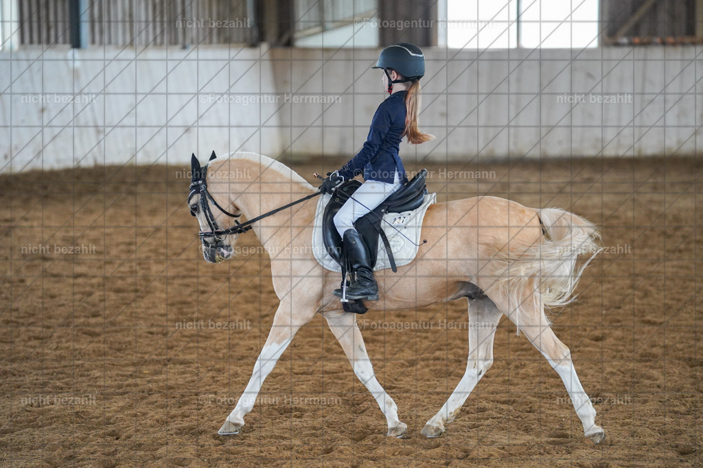 20230520-FAH05161 | Frühjahrsturnier, Landsberg am Lech, 2023, Reitclub Landsberg, Turnierbilder, Fotos Turnier Landsberg, Fotoagentur Herrmann, Turnierfotografen Bayern, Reitsport Fotograf, Pferde Fotograf