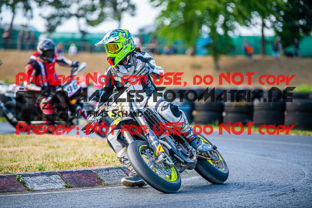 MaZZes_FotoMatrix_220528_6067 | Fotograf Mathias Schmid
Sportfotograf,
Eventfotograf,
Hochzeitsfotograf,
Portraitfotograf