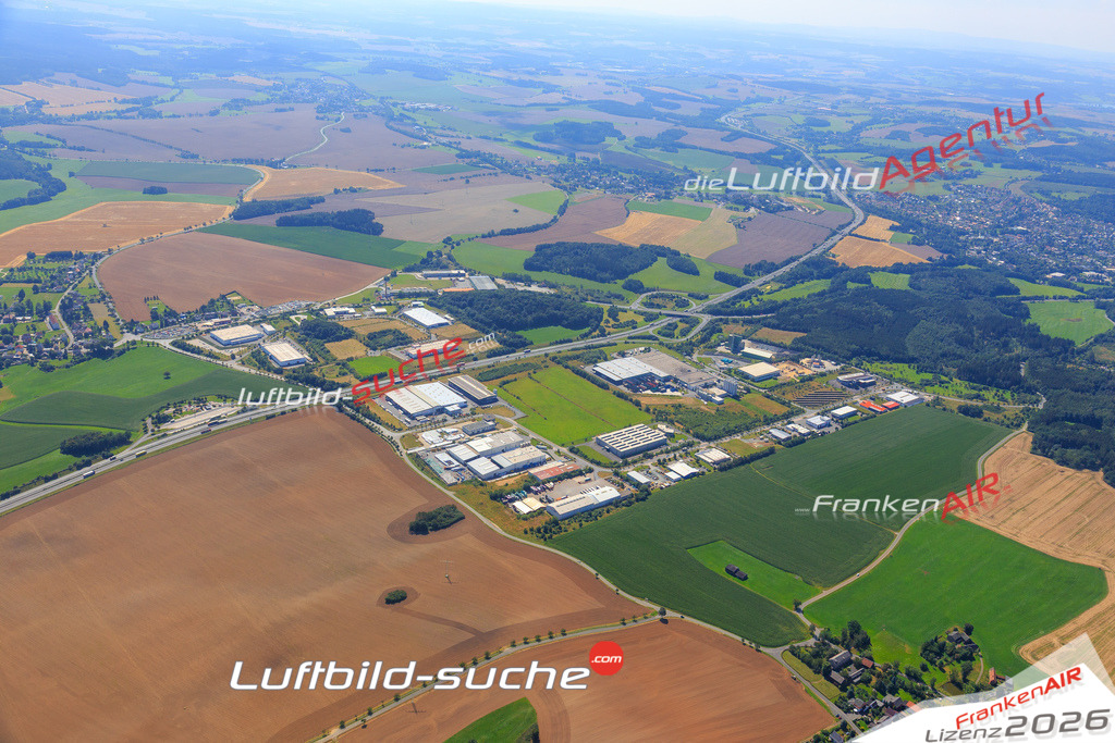 Die Luftaufnahme Plauen-ost - Plauen wurde vom UL-Flugzeug (keine Drohne) aus fotografiert.Hohe Druck- Auflösung-die Geschenkidee!