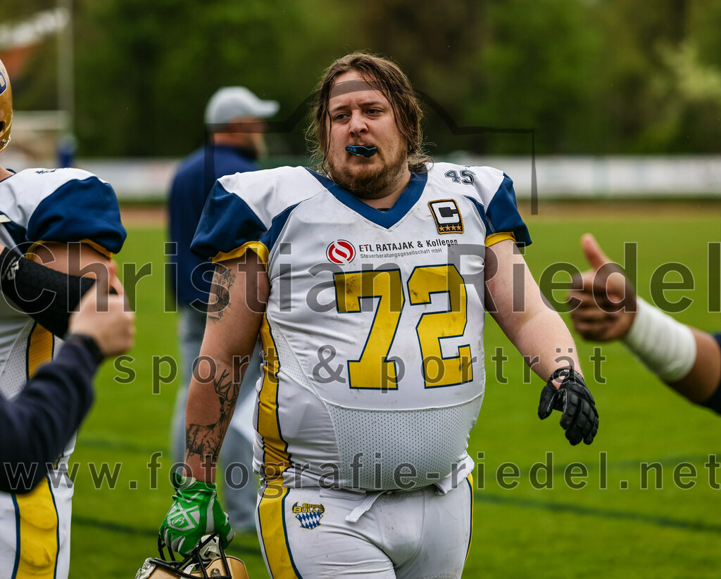 2022-04-30_022_Erding_Bulls_gegen_Regensburg_Phoenix | Erding, Deutschland, 30.04.2022:
Football, Regionalliga 2022, 1. Spieltag, Erding Bulls gegen Regensburg Phoenix

Foto: Christian Riedel / fotografie-riedel.net