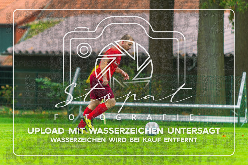 FSFSLEN-1013 | Ronald Mattert (Eintracht Leinetal 4 #07) beim Herren 3. Kreisklasse HK Spiel zwischen FG Fulde-Stellichte 2 und Eintracht Leinetal 4 im Fulder Zentralstadion, Fulde (Simon Paul Stopat) - Realisiert mit Pictrs.com