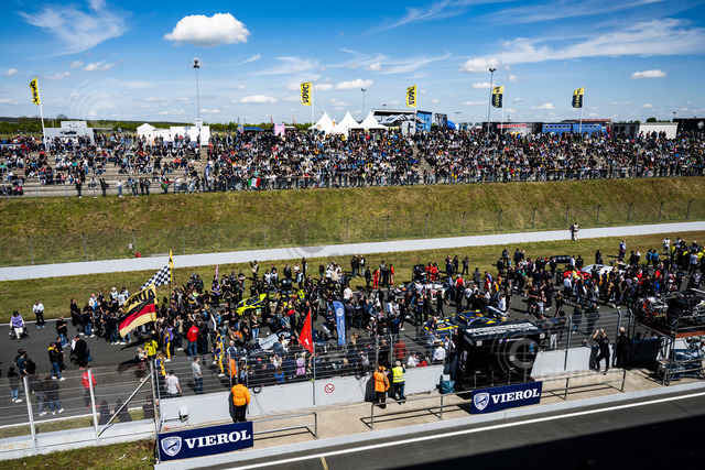 DTM124_042713102905793MC | DTM, 1. + 2. Rennen Oschersleben 2024 - Foto: Gruppe C Photography - Realisiert mit Pictrs.com