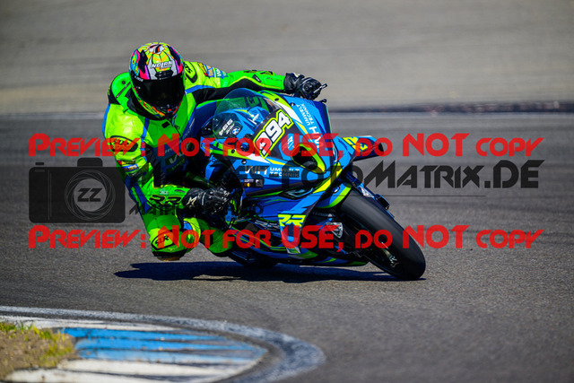 MaZZes_Fotomatrix_20250407_6007705_4757 | WEISS