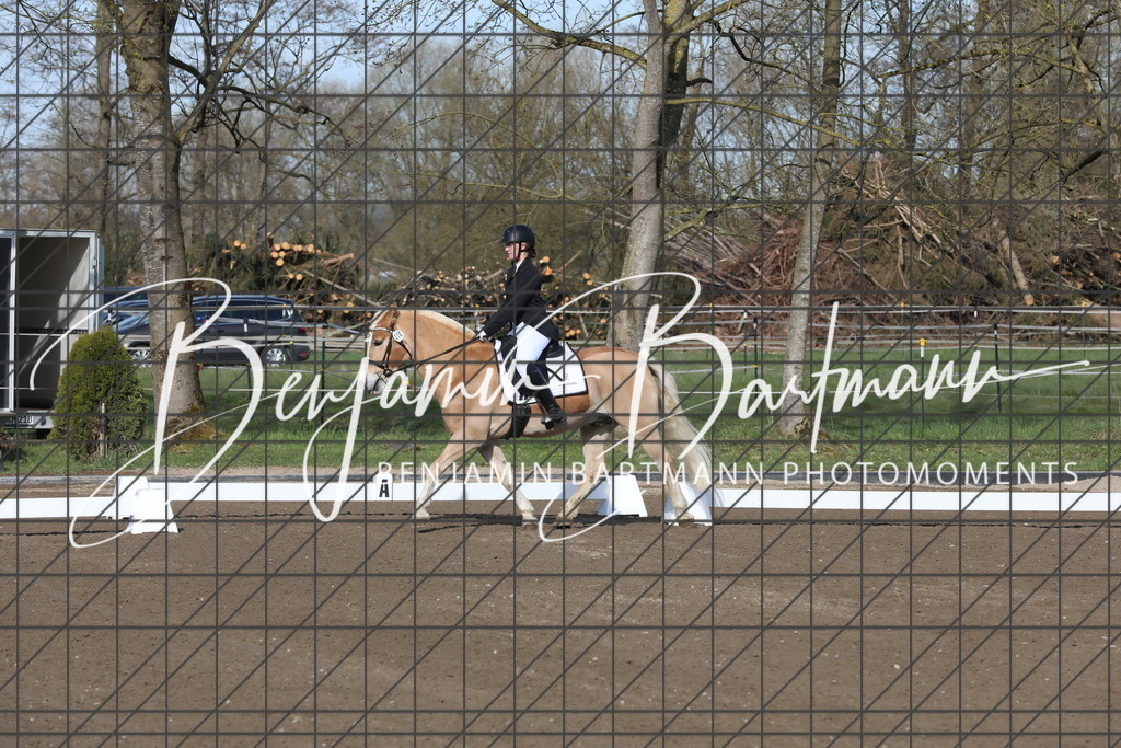 AZ2A2608 | Benjamin Bartmann Photomoments