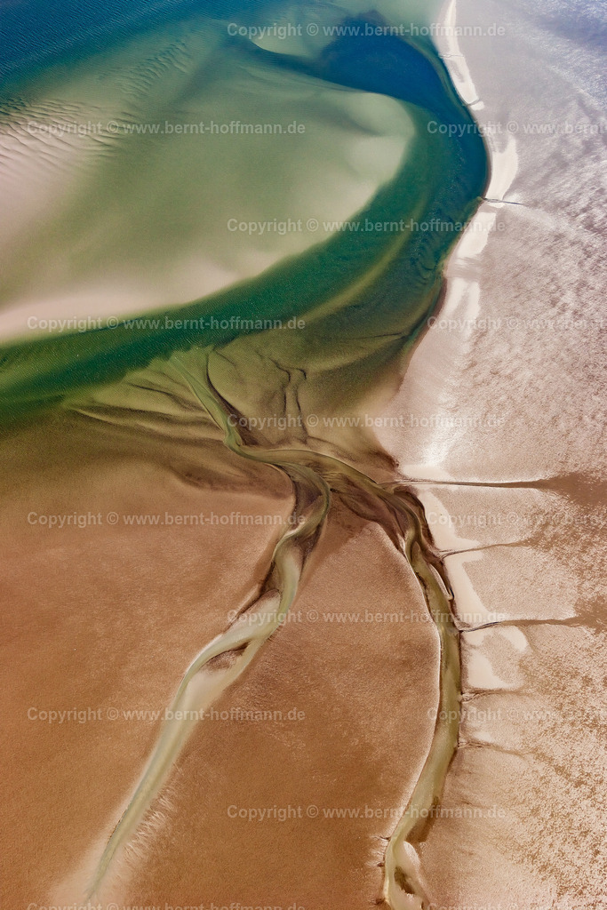 PLB_4623modz_WATT-ART_60x90 | Luftbild, Bodenstrukturen zwischen Sandbank-Flächen im Nationalpark Wattenmeer - Realisiert mit Pictrs.com