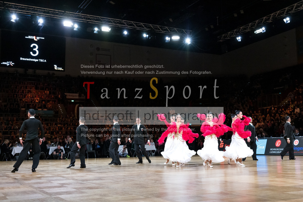 20241109_DM-Formationen_5304 | Tanzsportbilder, Standardtanz, Lateintanz, WDSF, DTV, LTVB, dancecomp, goc, hessen tanzt, blaues band der spree, walzer, tango, wiener walzer, slowfox, quickstepp, samba, rumba, cha-cha-cha, paso doble. jive, hd-kroft photography, turniertanzsport