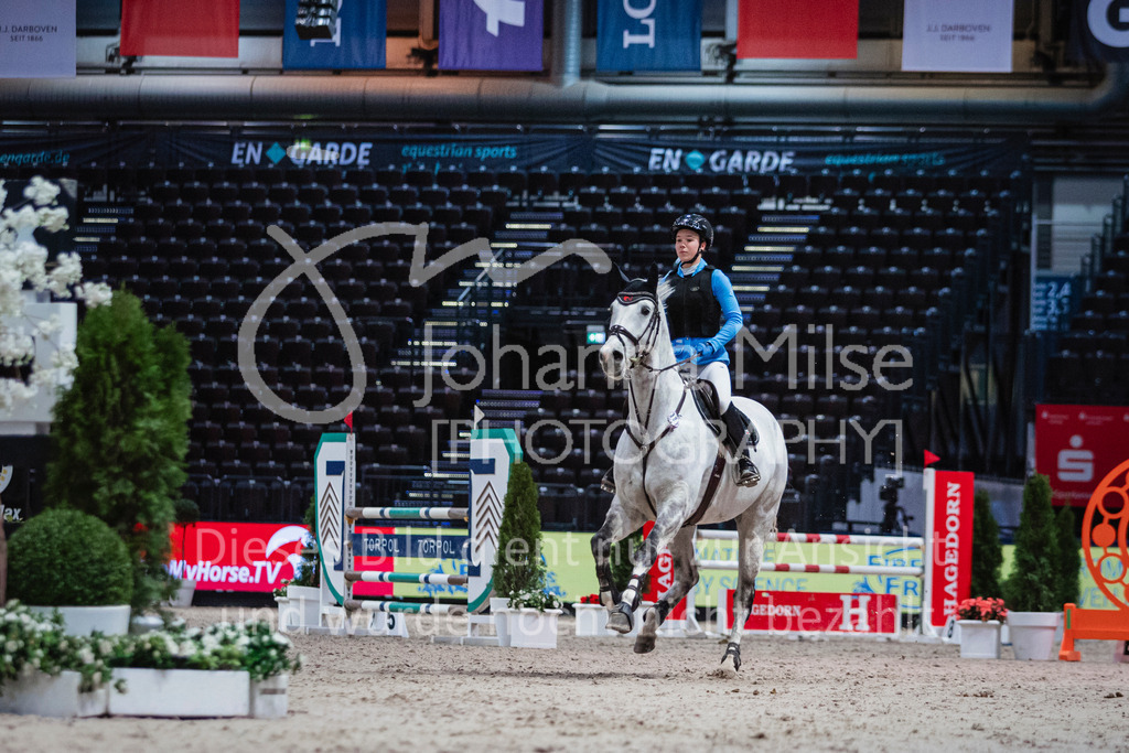 240120_Leipzig_AmateurSmall-114 | Deine schönsten Turniermomente als professionelle Fotos! Entdecke hochwertige Pferdesport-Fotografie im Online-Shop. Jetzt Fotos finden & bestellen!