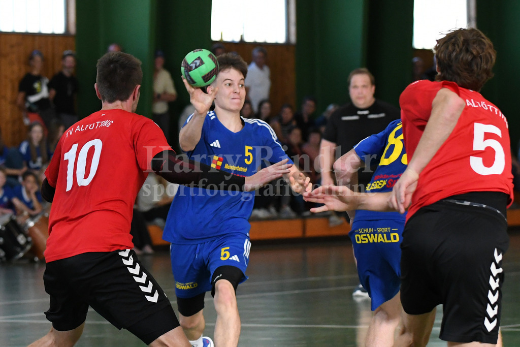 SSG Metten : TV Altötting | Philipp Gäck (SSG Metten #5) der neue Spielmacher  der SSG Metten - Realisiert mit Pictrs.com