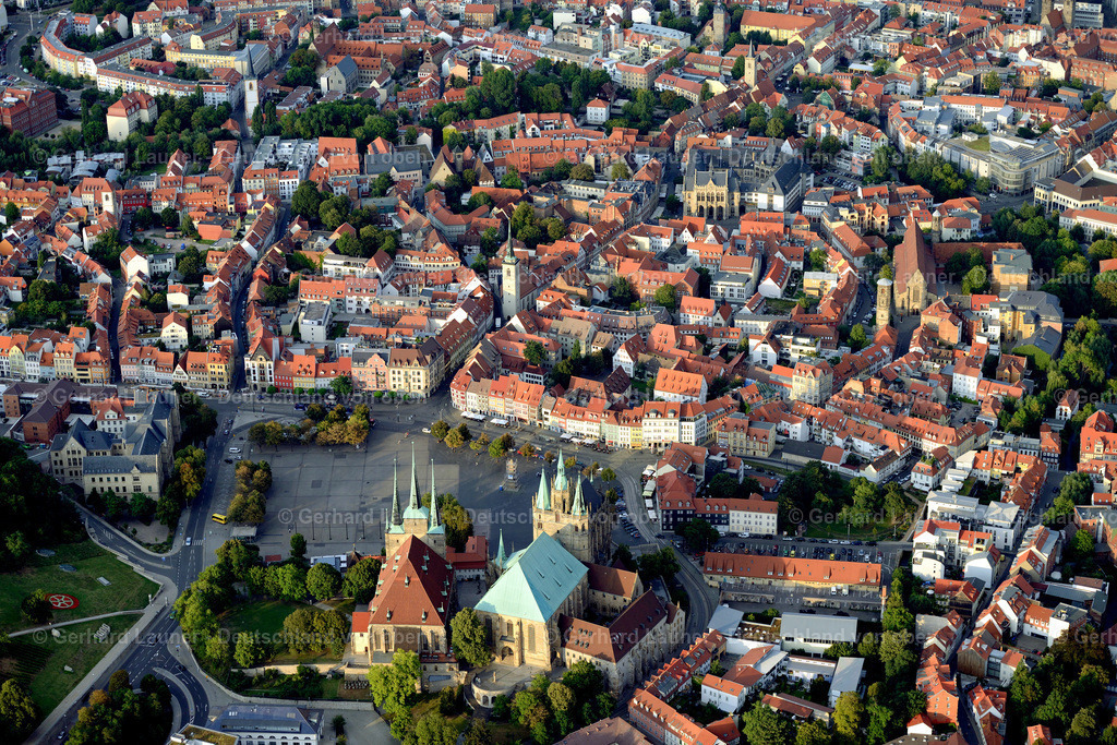 3292323 | Online-Shop für Luftbilder aus Deutschland. Seit über 45 Jahren baut Gerhard Launer das Luftbildarchiv mit unterschiedlichsten Themen stetig weiter aus.