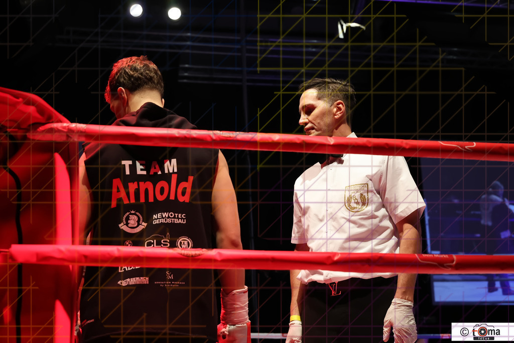 Faiz vs Arnold  25.04.2026 tomafocus Tb00102 | professionelle Sport- und Eventfotografie von Tomafocus – dynamische Bilder, emotionale Momente und hochwertige Aufnahmen für jeden Anlass. - Realisiert mit Pictrs.com