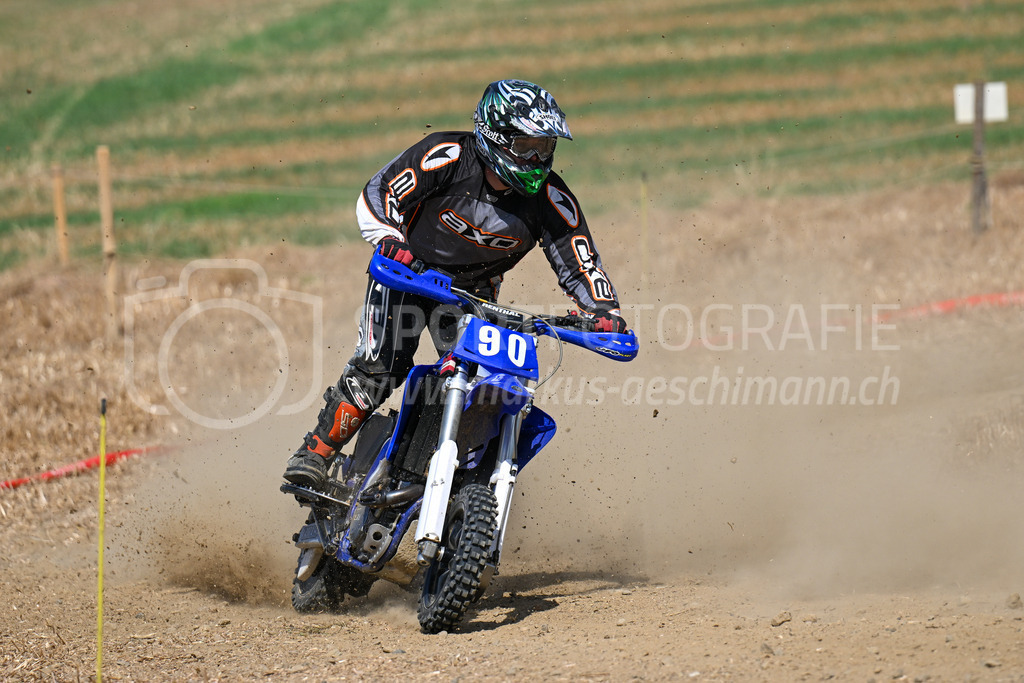 Motortrotti-Rennen Buch am Irchel - 19. August 2023 | Motortrotti-Rennen Buch am Irchel
Buch am Irchel, Kt. Zürich
Bild: Sportfotografie Markus Aeschimann | www.markus-aeschimann.ch - Realisiert mit Pictrs.com