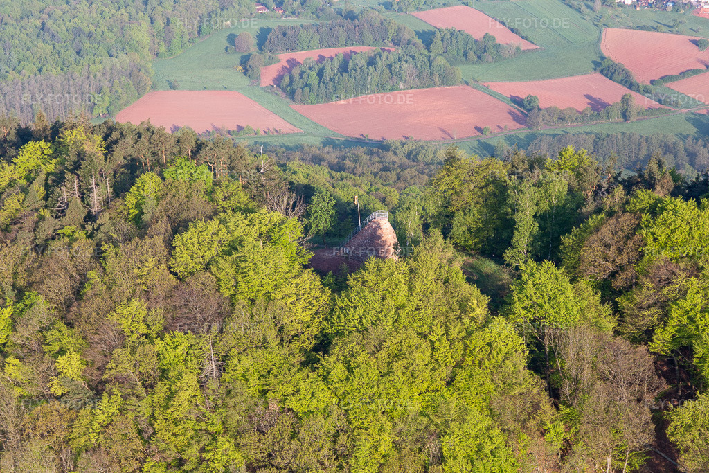 Luftbild: Hohenbergturm in Birkweiler im Bundesland Rheinland-Pfalz in Deutschland. Foto: IMG_113877.jpg vom 01.05.2019 durch Werner Riehm/FLY-FOTO.de