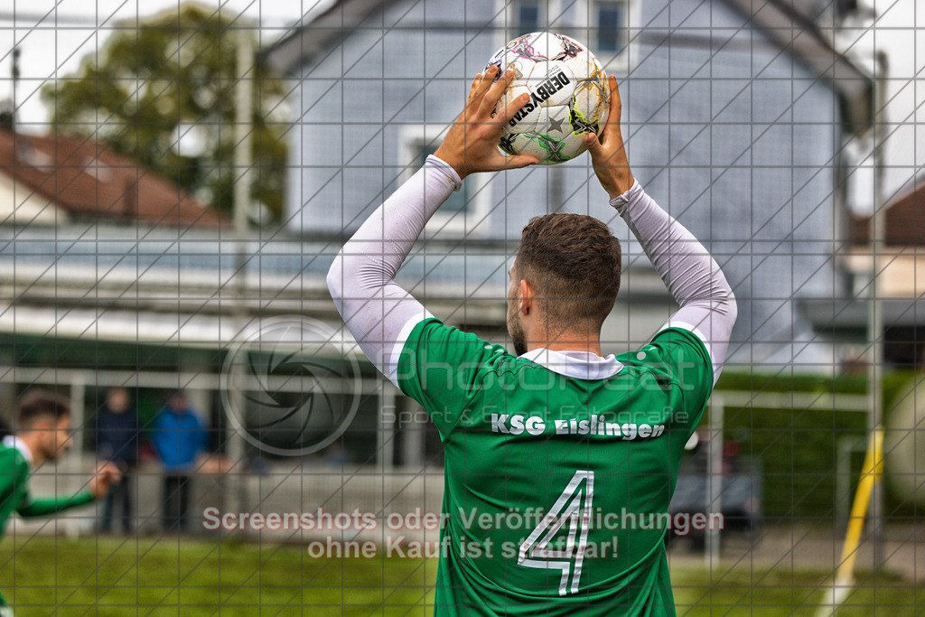20261011_163104_0442-Bearbeitet_(c)_by_PhotoPeet | #,KSG Eislingen (grün) vs. 1.FC Donzdorf (rot), Fußball, Bezirksliga - Bezirk Neckar/Fils, 07. Spieltag, Saison 2026/2027, Rasensportplatz, Albstraße 69, 73054 Eislingen, 11.10.2026 - 15:00 Uhr,Foto: PhotoPeet / Sport- &amp; Eventfotografie / Peter Harich