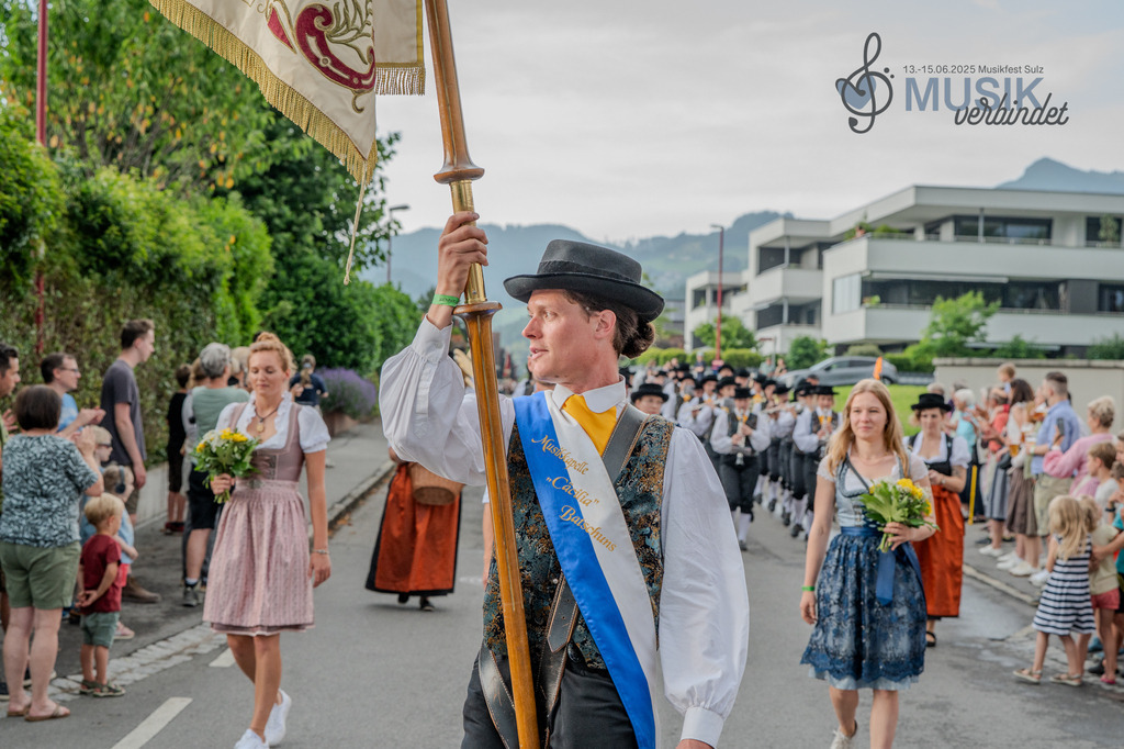 DSC_4222 | "Fussifoto.com – Ihr Ansprechpartner für hochwertige Fotografie! Entdecken Sie kreative Bilder und professionelle Dienstleistungen. Kontaktieren Sie uns für Ihre Projekte!"