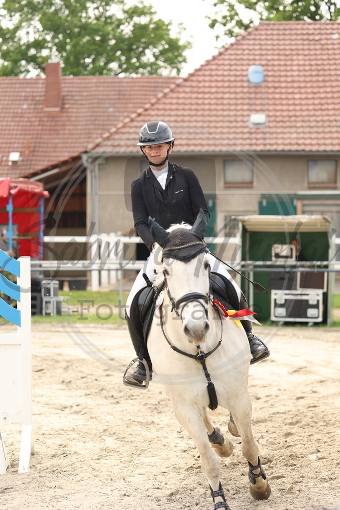 994A8227 | sabrinanicolaifotografie - Realisiert mit Pictrs.com