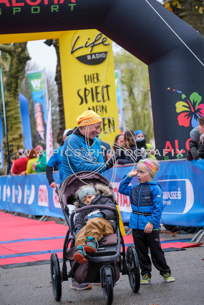 ..... | AUSTRIA, Wels, 30.03.25, ALOHA Wels Halbmarathon, Image Shows: , Foto: Wapics/RING M.