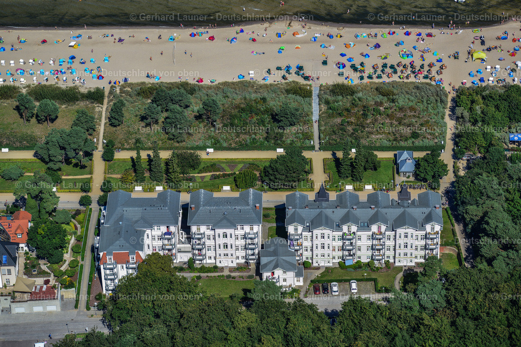 3637709 | ZINNOWITZ 25.08.2016 Gebäudekomplex der Hotelanlage "Strandpalais Zinnowitzer Hof" an der Dünenstraße in Zinnowitz auf der Insel Usedom im Bundesland Mecklenburg-Vorpommern, Deutschland. Weiterführende Informationen bei: "schöner inseln!" Zinnotel Hotels und Ferienwohnungen GmbH. // Complex of the hotel building "Strandpalais Zinnowitzer Hof" on street Duenenstrasse in Zinnowitz on the island of Usedom in the state Mecklenburg - Western Pomerania, Germany. Further information at: "schoener inseln!" Zinnotel Hotels und Ferienwohnungen GmbH. Foto: Gerhard Launer