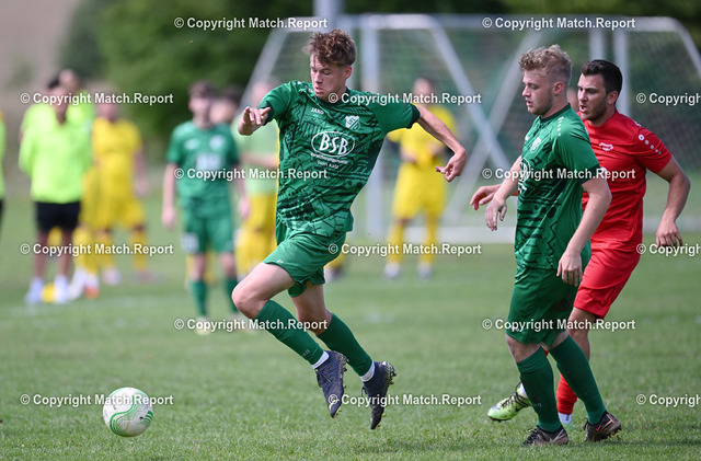 Ulmer | Fussball Stadtmeisterschaft Nagold in Hochdorf    30.07.2023SV Vollmaringen  - VfL HochdorfNathanael Schechinger (li, VfL Hochdorf)FOTO: ULMER Pressebildagentur xxNOxMODELxRELEASExx