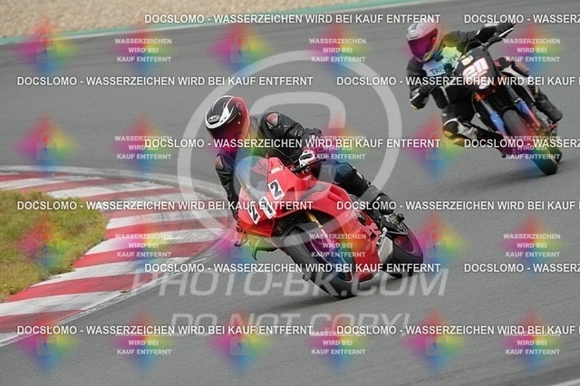 2025_09_01_PBK_41269 | Sportfotografie; SlowMotion; Video; Rennstrecke; Hafeneger; RSE; Speer; Trackday; Motorsportarena; Hockenheimring; Brno; Most; Barcelona; Valencia, Benny; Kaetzmer;