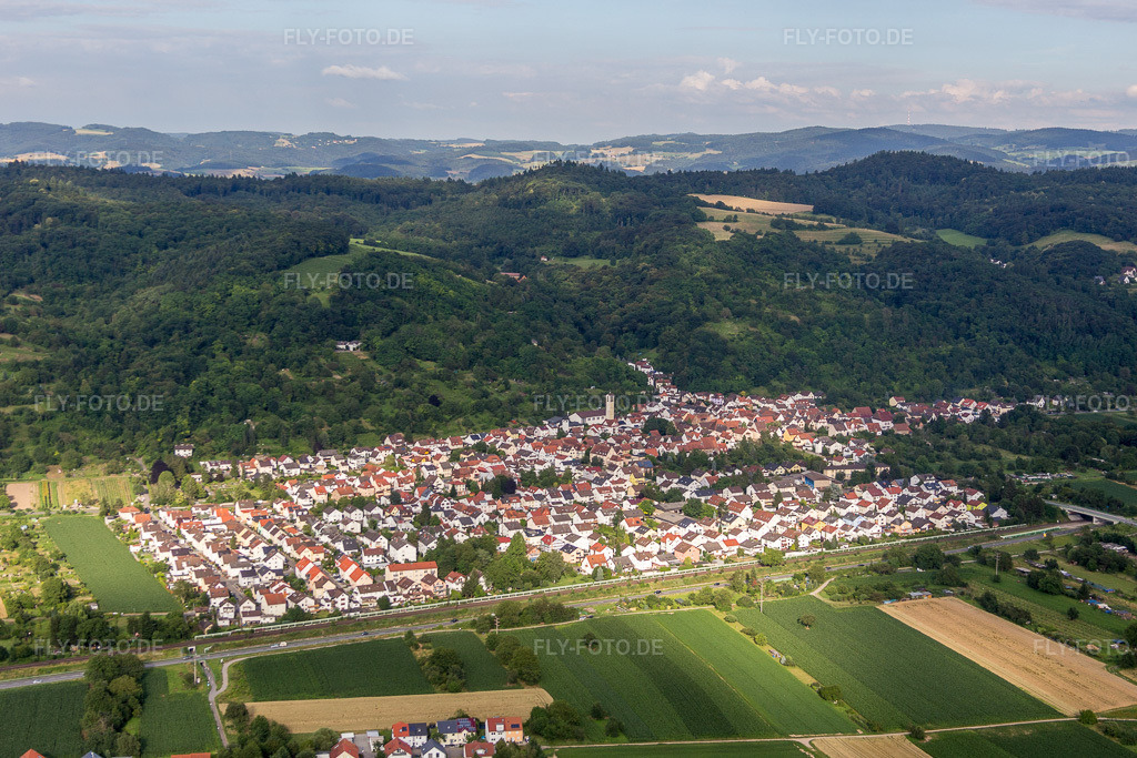 Luftbild: Ortsansicht im Ortsteil Sulzbach in Weinheim im Bundesland Baden-Württemberg in Deutschland. Foto: IMG_090677.jpg vom 04.07.2016 durch Werner Riehm/FLY-FOTO.de