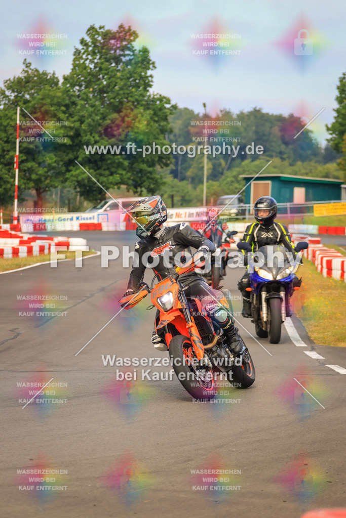 _DSK2165 | Hier findet Ihr Bilder von Touristenfahrten auf der Nürburgring Nordschleife oder von anderen Veranstaltungen die ich besucht habe. Viel Spass beim Durch Schauen 