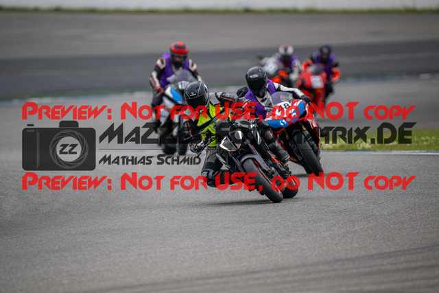 MaZZes_FotoMatrix_240701_6007705_9375 | INST