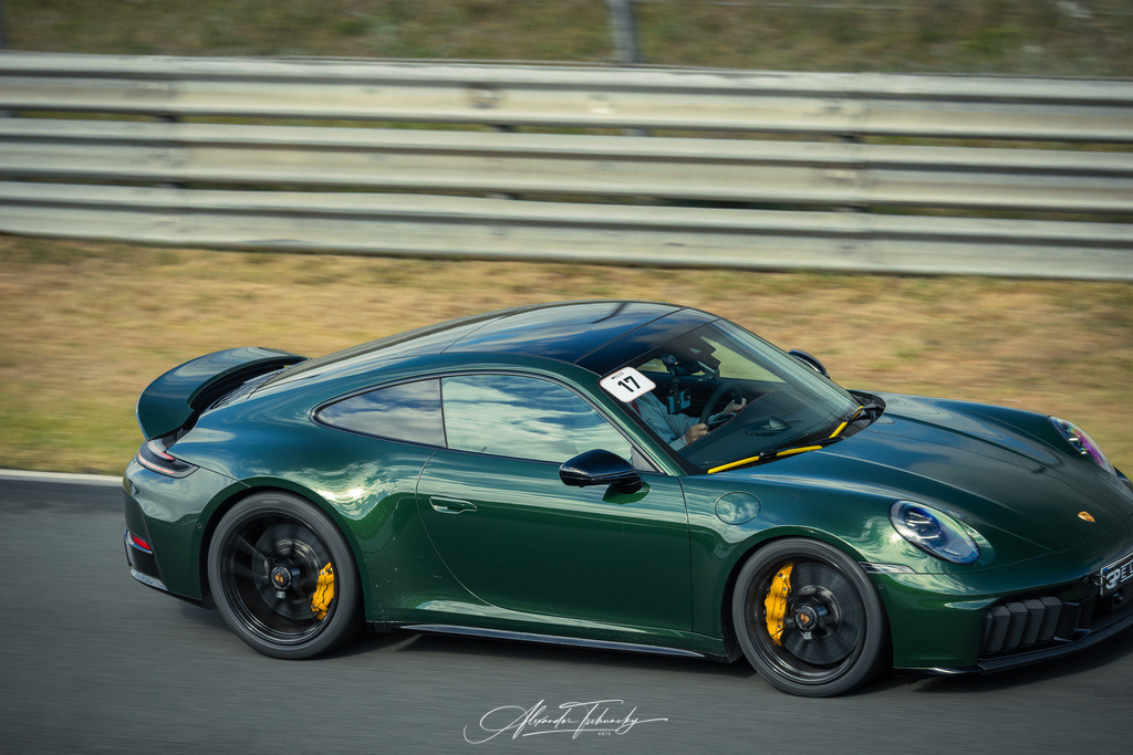 R6AT0819 _Alexander Tschuncky | Entdecken Sie die faszinierende Welt von Alexander Tschuncky Arts: Kreative Fotografie, atemberaubende Automobilkunst und hochwertiger Bilderdruck. Lassen Sie sich inspirieren! - Realisiert mit Pictrs.com
