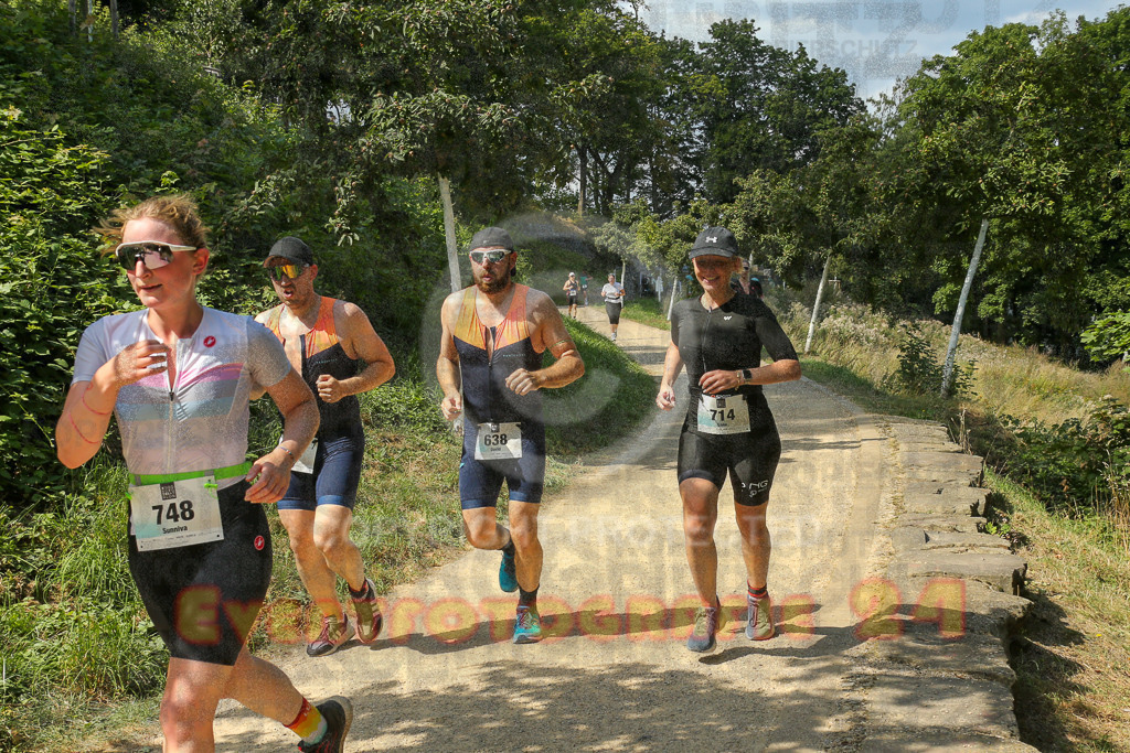 250824_1439_EX1_7044 | Sportfotografie im Rhein-Sieg Kreis, Köln, Bonn, NRW, Rheinland Pfalz, Hessen, etc. Unser Tätigkeitsfeld umfasst den Laufsport vom Volkslauf über den Marathon, Duathlon, Triathon bis zum Ultralauf wie Kölnpfad Ultra oder Schindertrail.