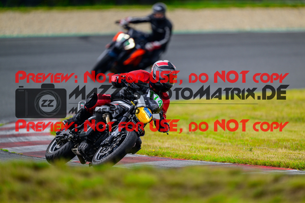 MaZZes_FotoMatrix_240724_6007705_5457 | GRUEN