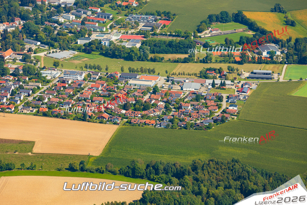 Luftaufnahme von  Fürstenzell - Die Luftaufnahme wurde 2025 vom UL-Flugzeug heraus erstellt ( keine Drohne ) - Hochauflösende Luftaufnahme - für professionelle Ausdrucke geeignet. Die Geschenkidee !Mit Lizenz und Bildrechte bestellbar