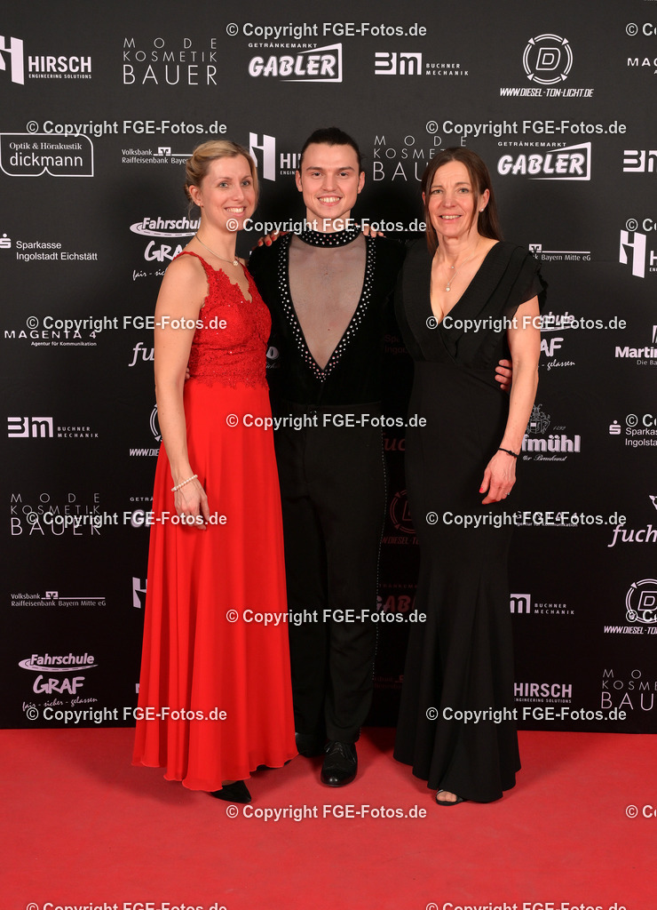 20240127-fge-fotos-0300 | Hofball der FGE am 27.01.2024 im Alten Stadttheater in Eichstätt. - Realisiert mit Pictrs.com