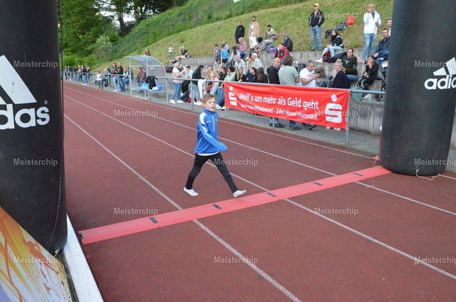 19-18-57_ | Meisterchip Fotoshop - Realisiert mit Pictrs.com