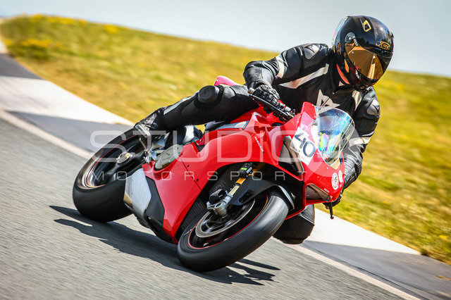 0040-250621BB-010_40 | Deine Full-Service-Agentur für ✔️Videoproduktionen und ✔️Motorsportfotografie Jetzt Angebot anfragen!