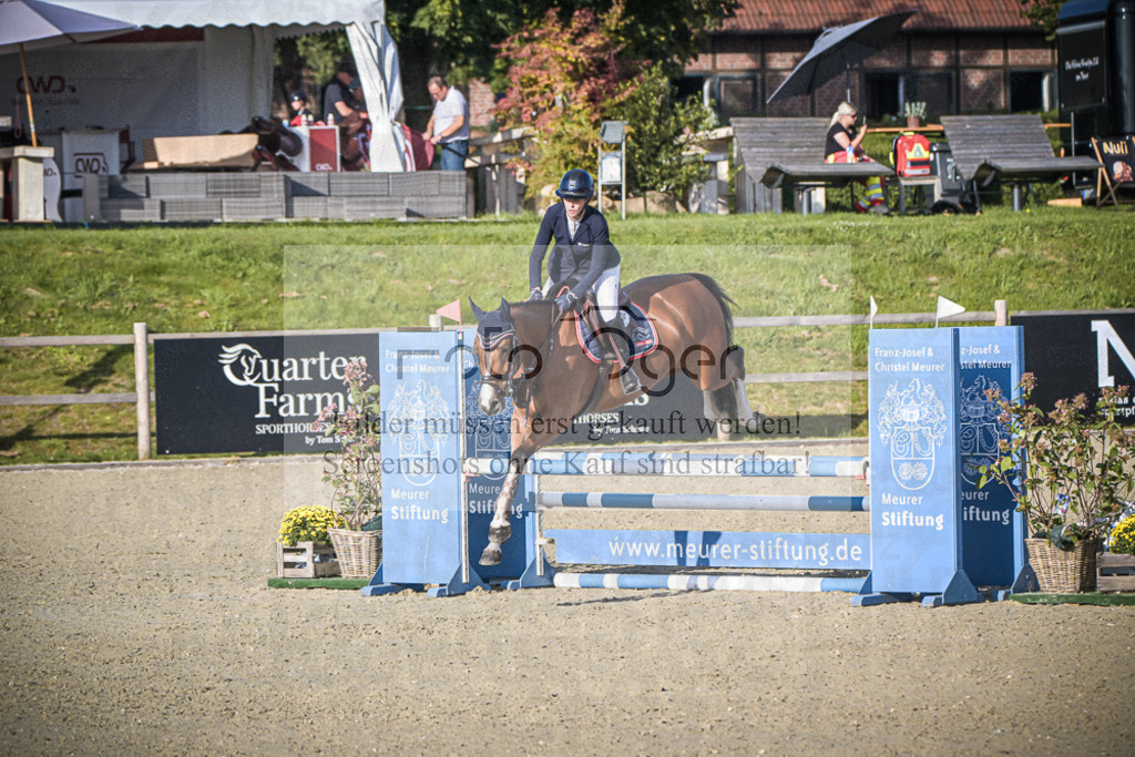 DOS_7707 | Entdecke hochwertige Reitturnierfotos von Foto Oger. Professionell, emotional und authentisch – jetzt Lieblingsmomente im Shop bestellen.Deutschlandweite Turnierfotografie. - Realisiert mit Pictrs.com