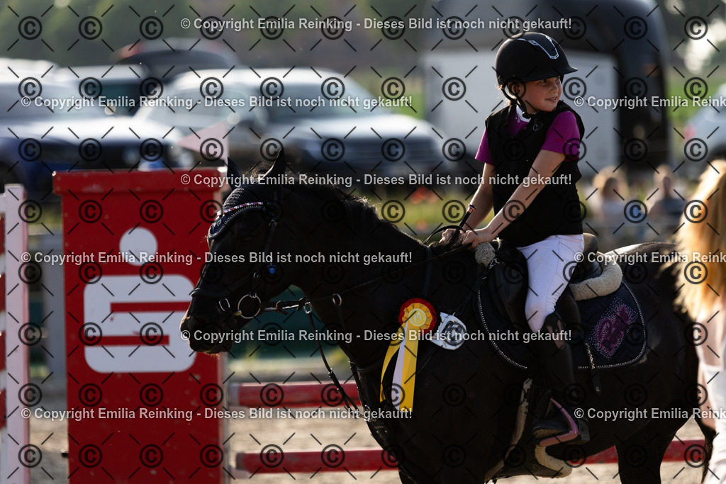 CL5A1505 | Emilia Reinking Fotografie - Realisiert mit Pictrs.com