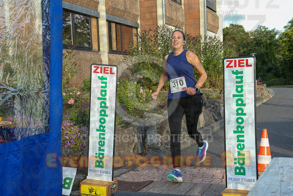 250801_1941_EX1_8386 | Sportfotografie im Rhein-Sieg Kreis, Köln, Bonn, NRW, Rheinland Pfalz, Hessen, etc. Unser Tätigkeitsfeld umfasst den Laufsport vom Volkslauf über den Marathon, Duathlon, Triathon bis zum Ultralauf wie Kölnpfad Ultra oder Schindertrail.