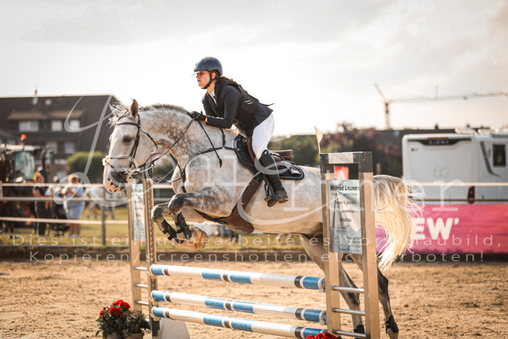 01.FrSpE00259 | Leoni Ertmer Photography - Realisiert mit Pictrs.com