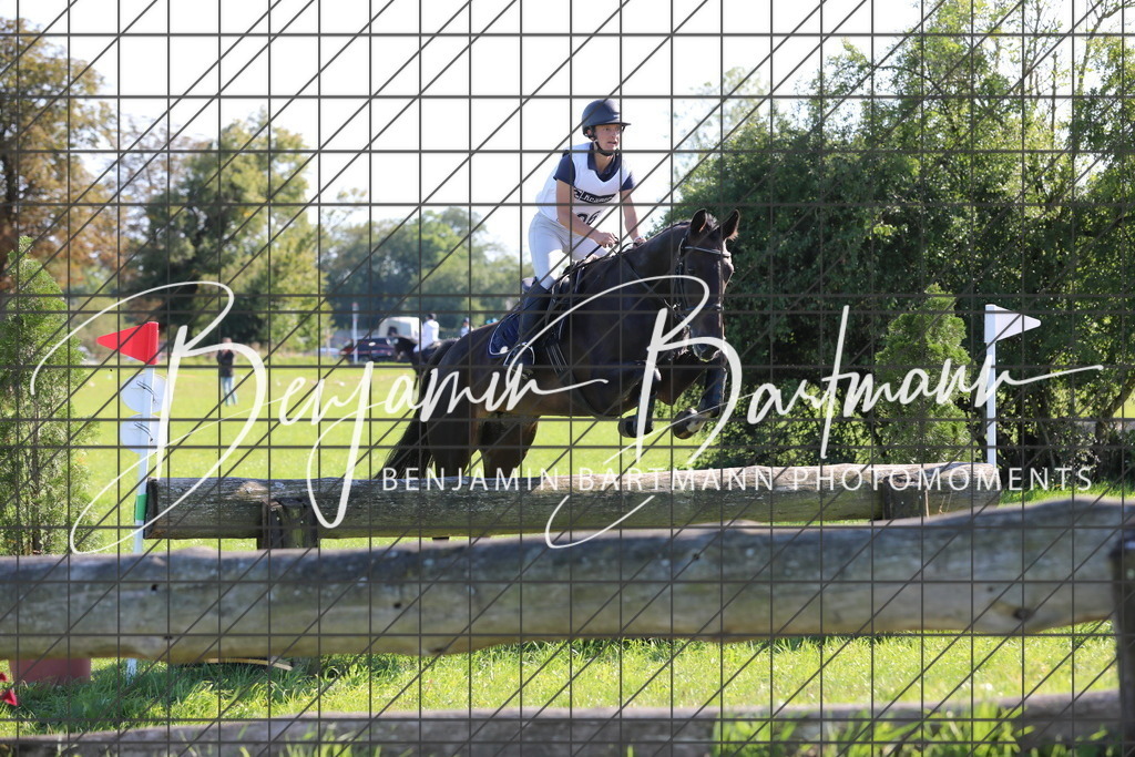 AZ2A0834 | Benjamin Bartmann Photomoments