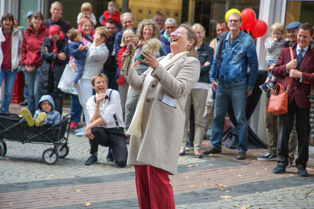 ShivaGrings_Act1_138 | Bildergalerie von Sport-Ereignissen aber auch von weiteren spannenden Dingen - nicht nur vom Niederrhein. In Anlehnung an den bekannten Spruch von Hanns Dieter Hüsch heißt das Motto: "Niederrhein ist überall".  - Realisiert mit Pictrs.com