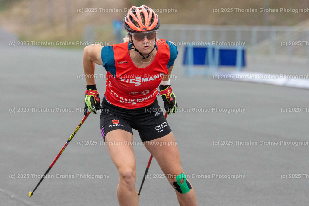 Deutsche Meisterschaften Biathlon | Deutsche Meisterschaften Biathlon, Speziallanglauf Frauen am 14.09.2018 in der DKB SKI ARENA in Oberhof, (Deutschland)

Bild: Carl Victoria vom SCM Zella-Mehlis - Realisiert mit Pictrs.com