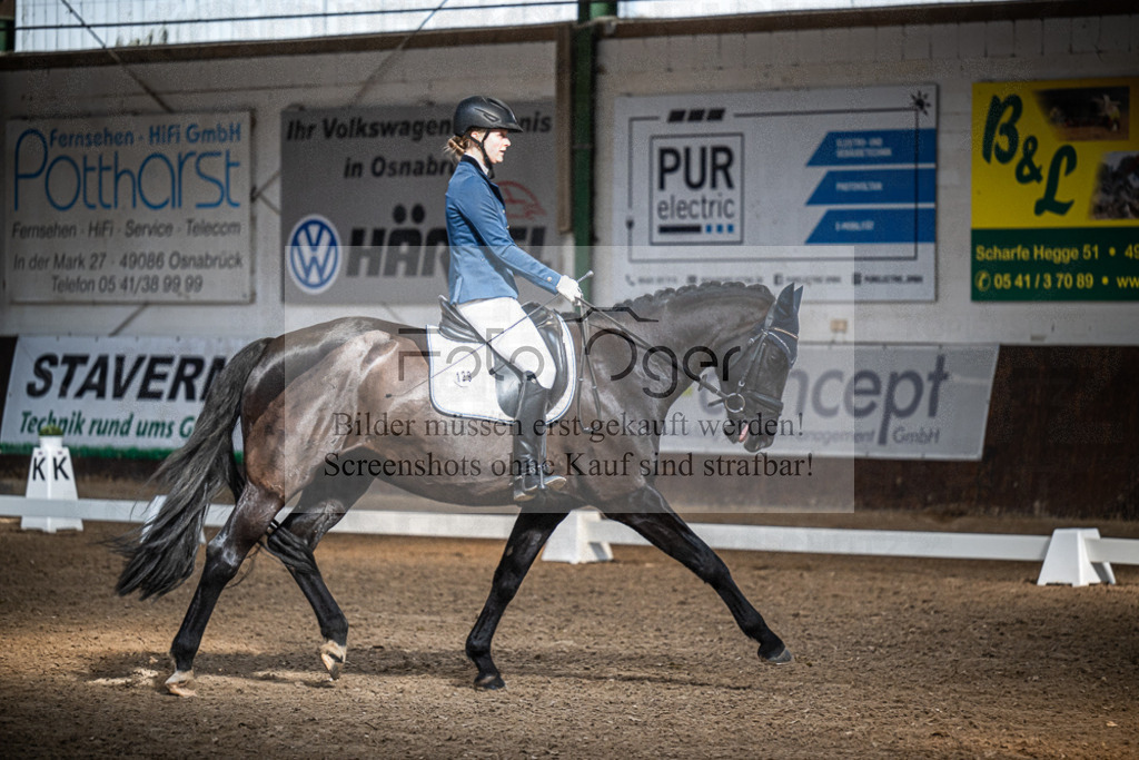 DOS_0417 | Entdecke hochwertige Reitturnierfotos von Foto Oger. Professionell, emotional und authentisch – jetzt Lieblingsmomente im Shop bestellen.Deutschlandweite Turnierfotografie. - Realisiert mit Pictrs.com
